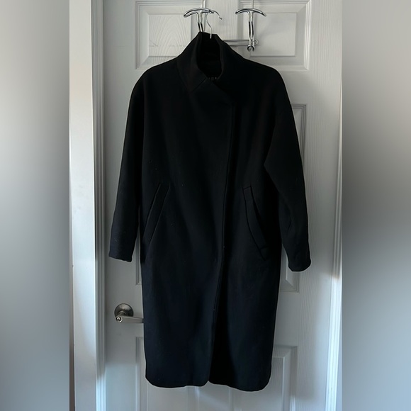 Zara long black coat (knee length) - Picture 1 of 5